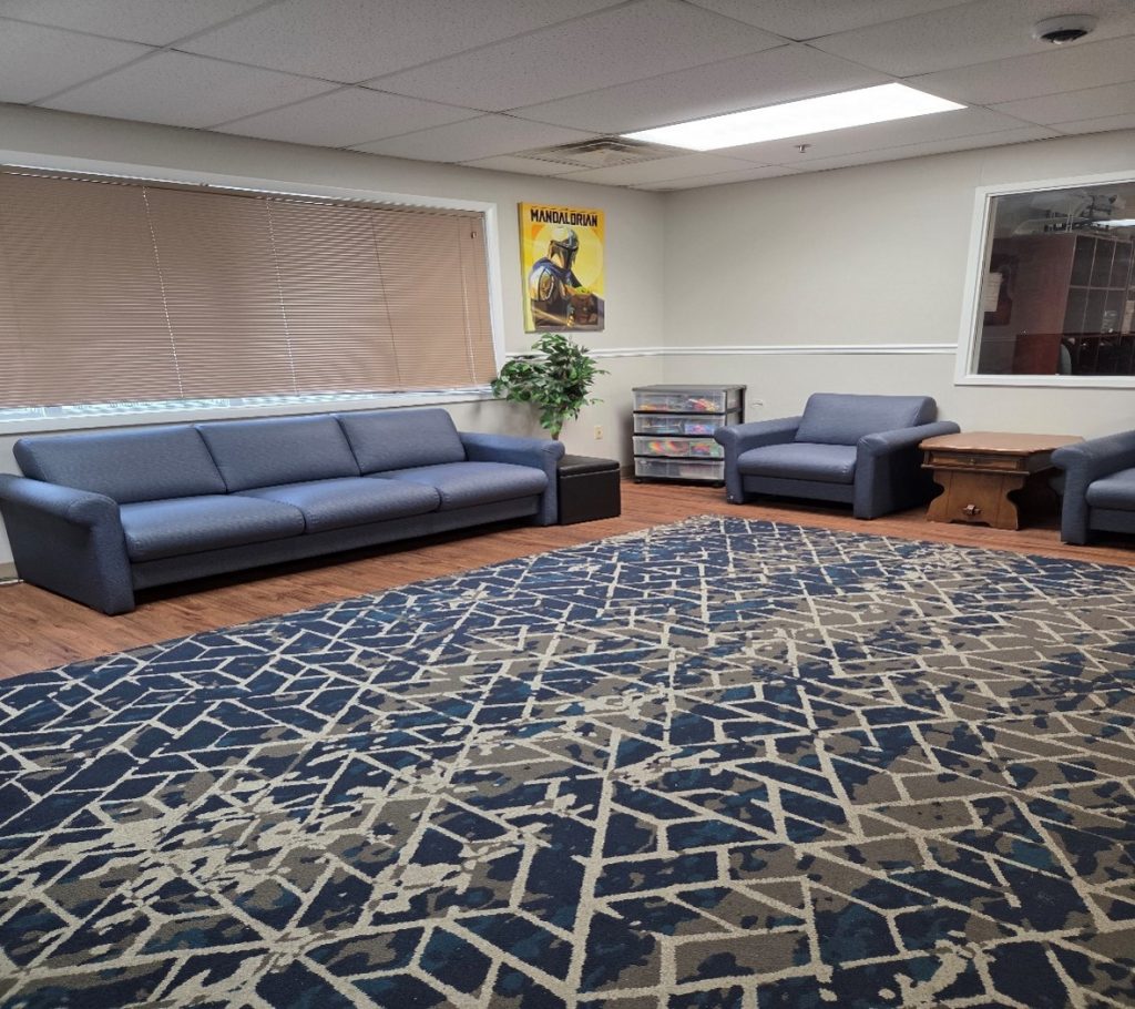 Silver Lake Center Family Room 2